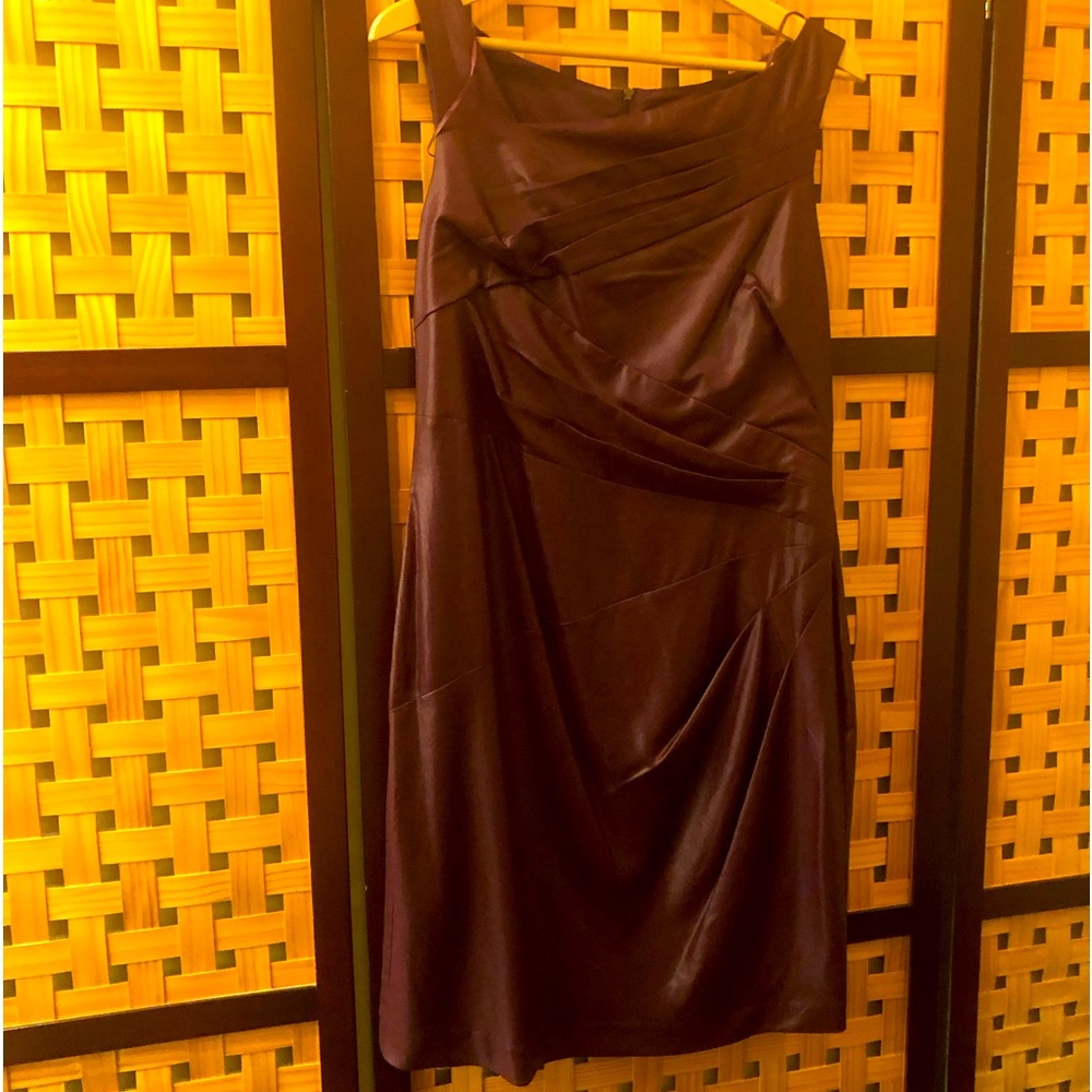 NWT Vince Camuto
Burgundy/Purple cocktail shiny dress